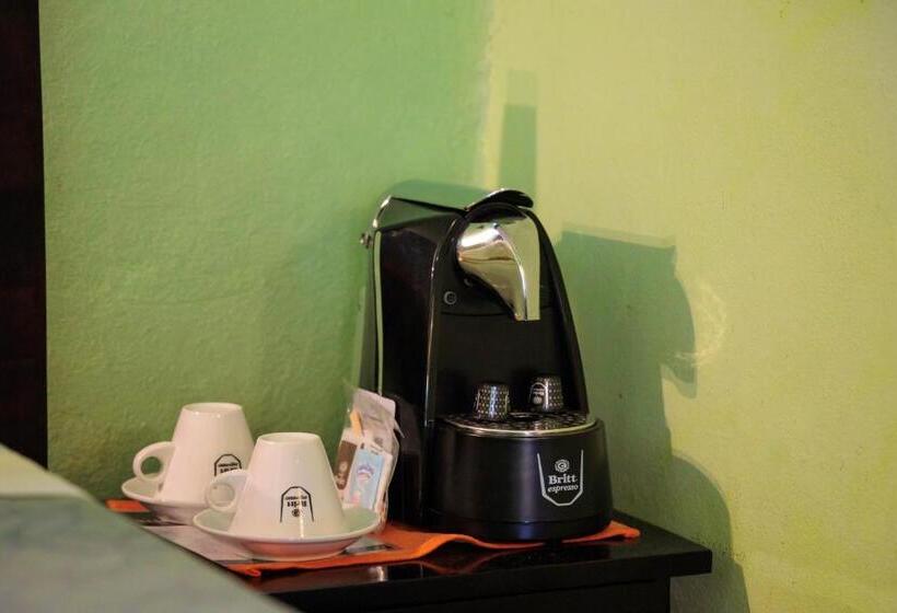 هتل Boutique La Casa De Las Flores