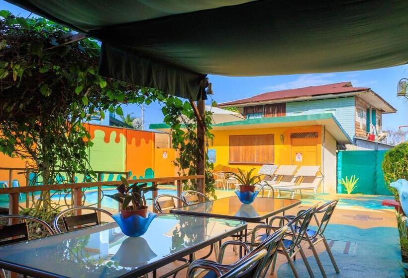 هتل Boutique La Casa De Las Flores