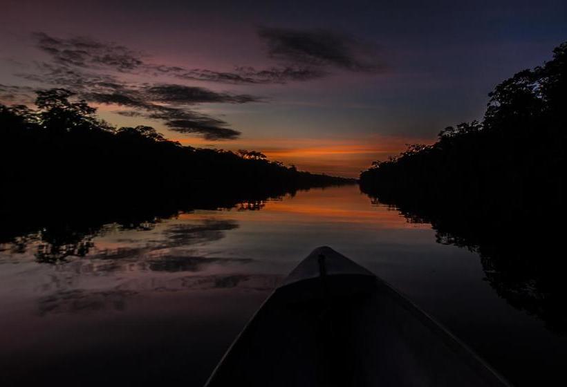 Отель El Icaco Tortuguero