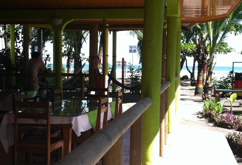 Отель El Icaco Tortuguero