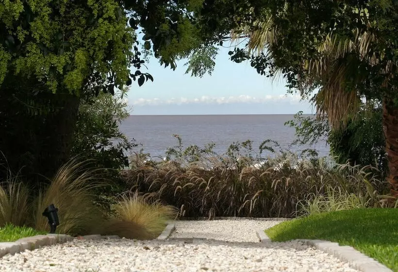 Hotelli Charco