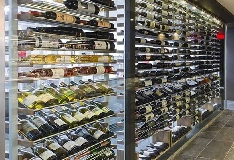 فندق Chez Truchon Bistro Auberge