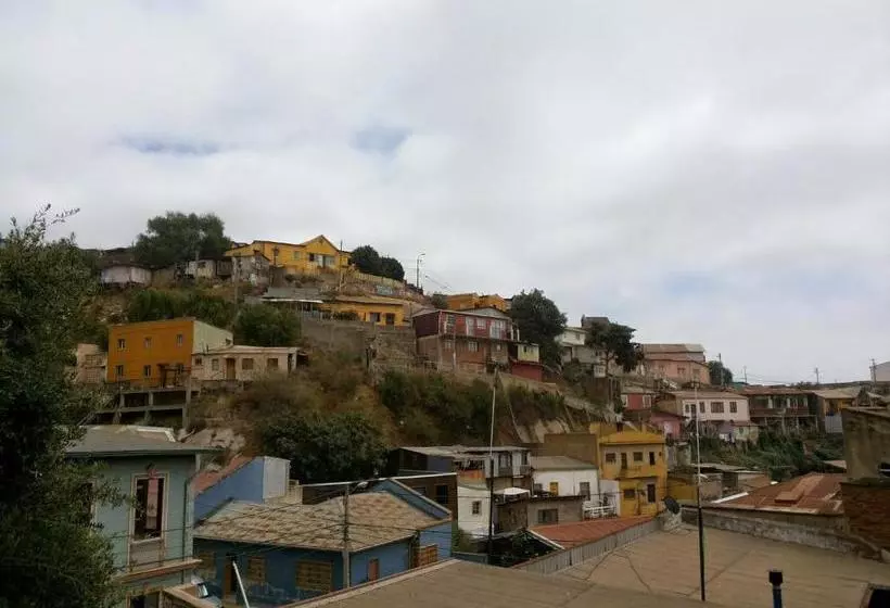 هتل Comarca Valparaíso