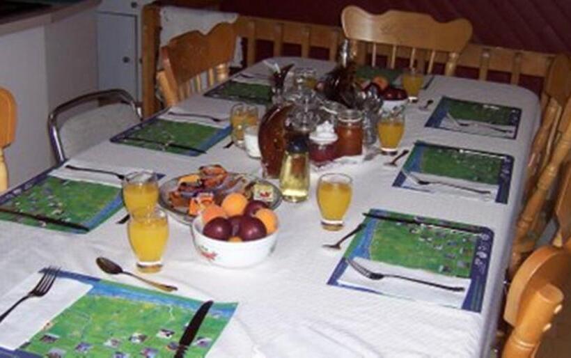 בית מלון כפרי Gite La Ptite Falaise Hébergement Touristique