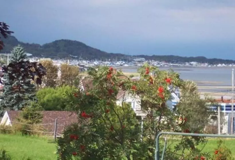 ホテル Gite La Ptite Falaise Hébergement Touristique