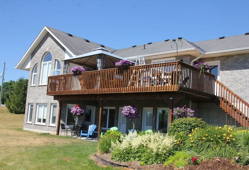 Hotel Golden Pathways Retreat And B&b