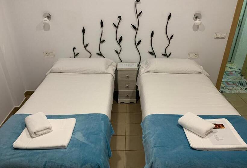 호텔 Hostal Aquaforum