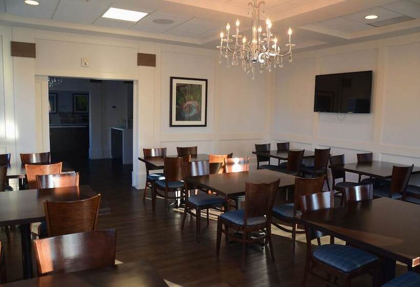 فندق Hôtel Shediac