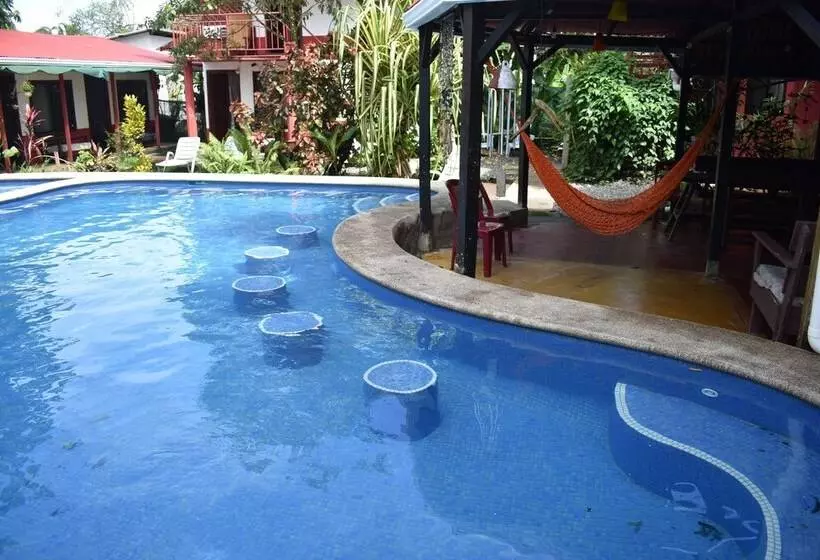 ホテル La Casona De Tortuguero