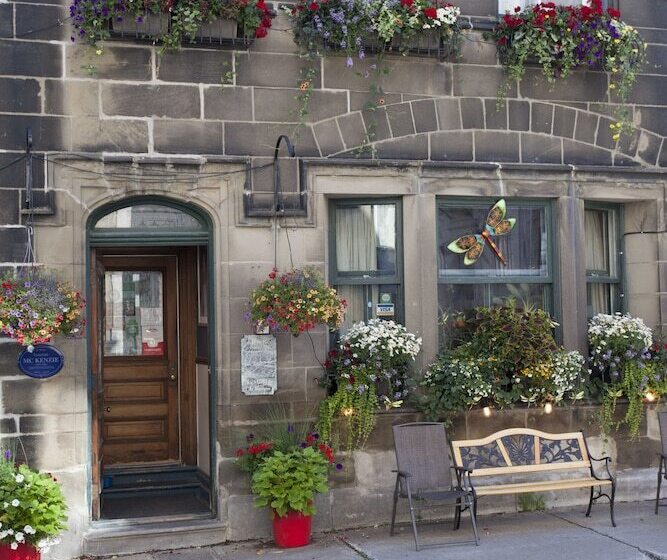 هتل B&b Quebec