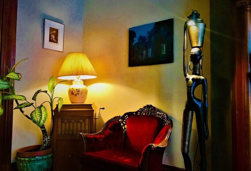 هتل B&b Quebec