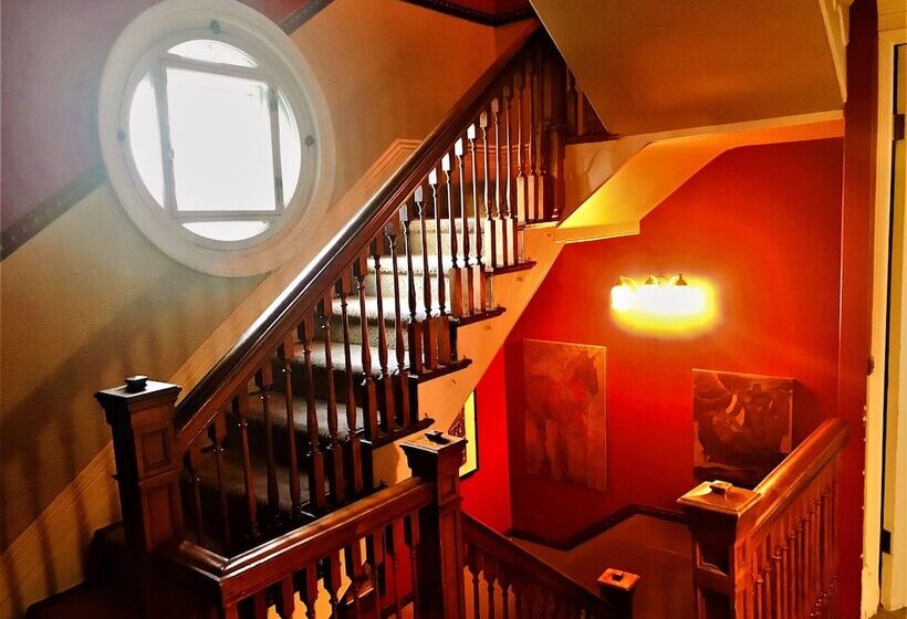 هتل B&b Quebec