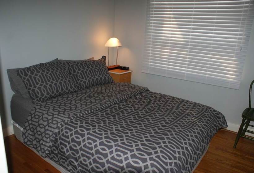 فندق North York Bb