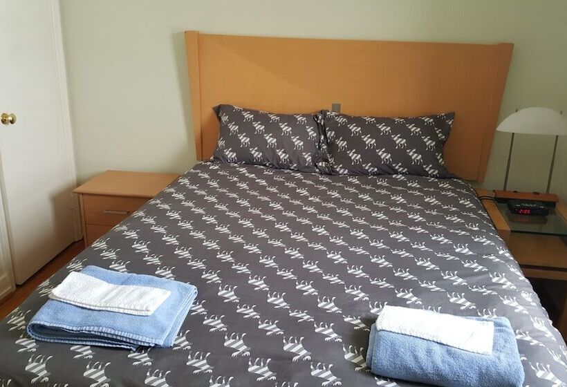 فندق North York Bb