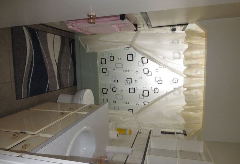 فندق North York Bb