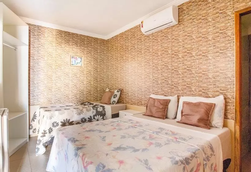 Hotelli Pousada Recanto Lara Mar