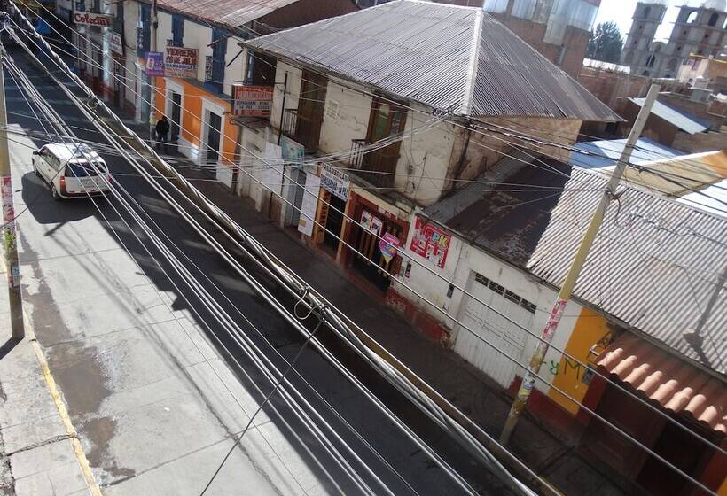 ホテル Presidente Inn   Hostel