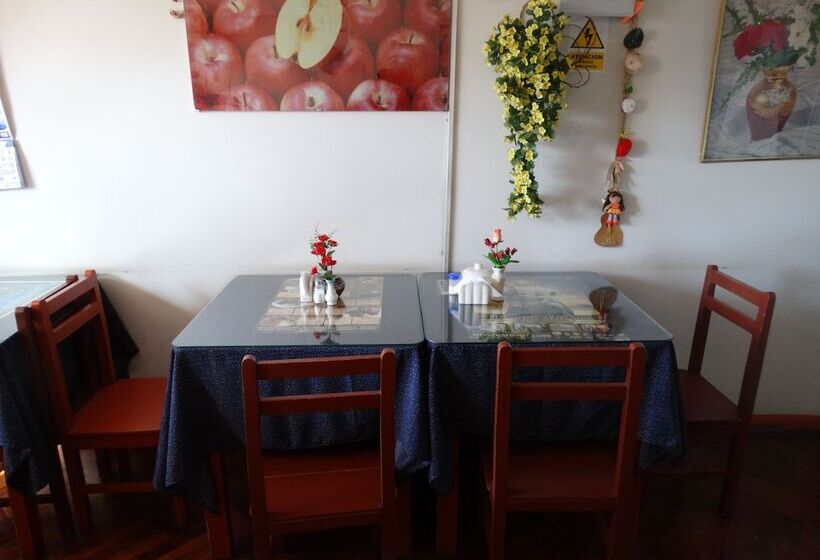 ホテル Presidente Inn   Hostel