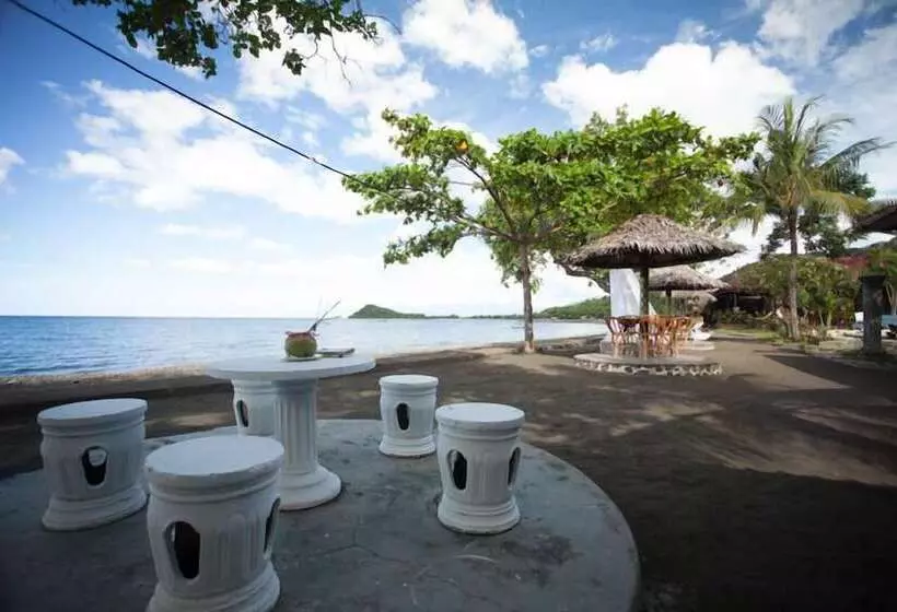Hotelli Segara Bukit Seaside Cottages