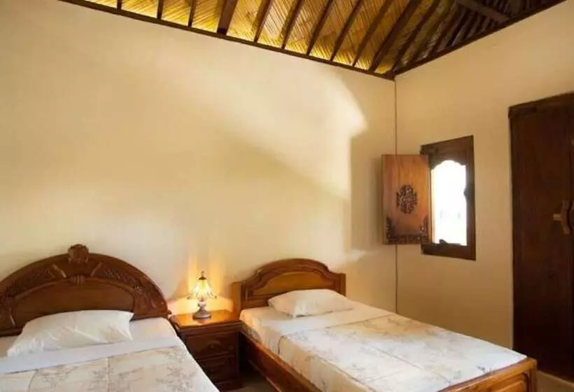 Hotelli Segara Bukit Seaside Cottages