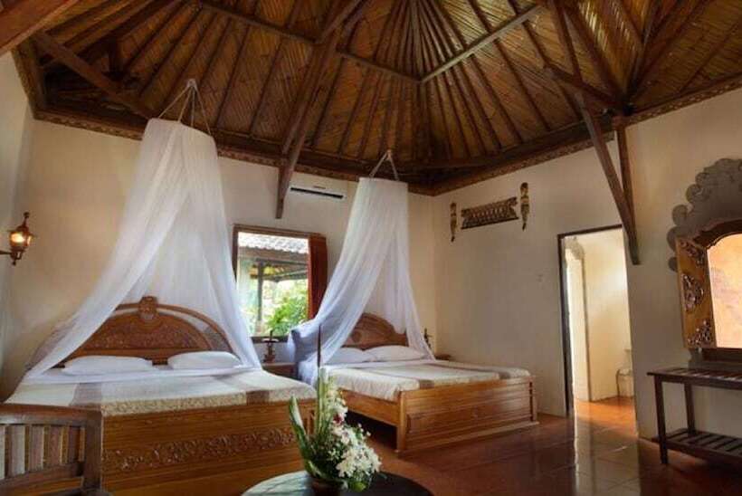 בית מלון כפרי Segara Bukit Seaside Cottages