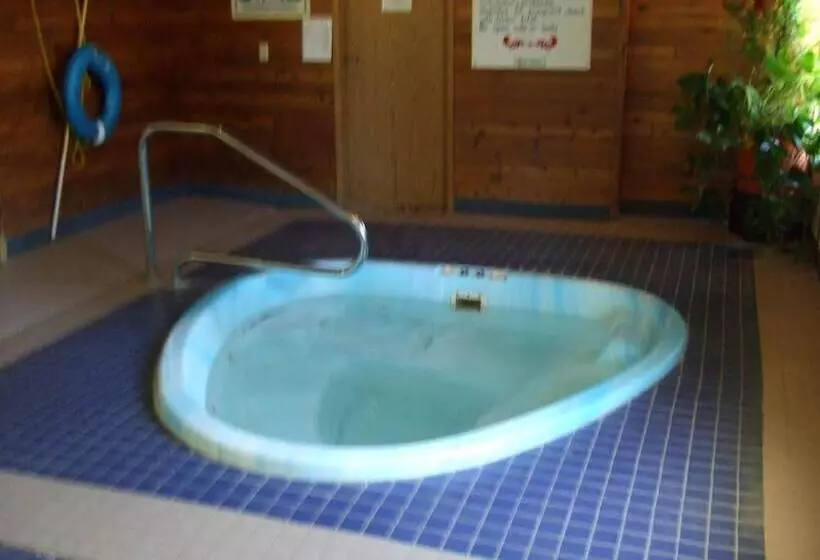 Mary's Motel