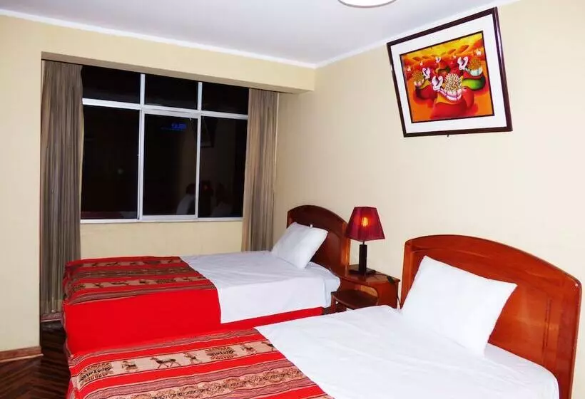 Nak Hoteles Plaza
