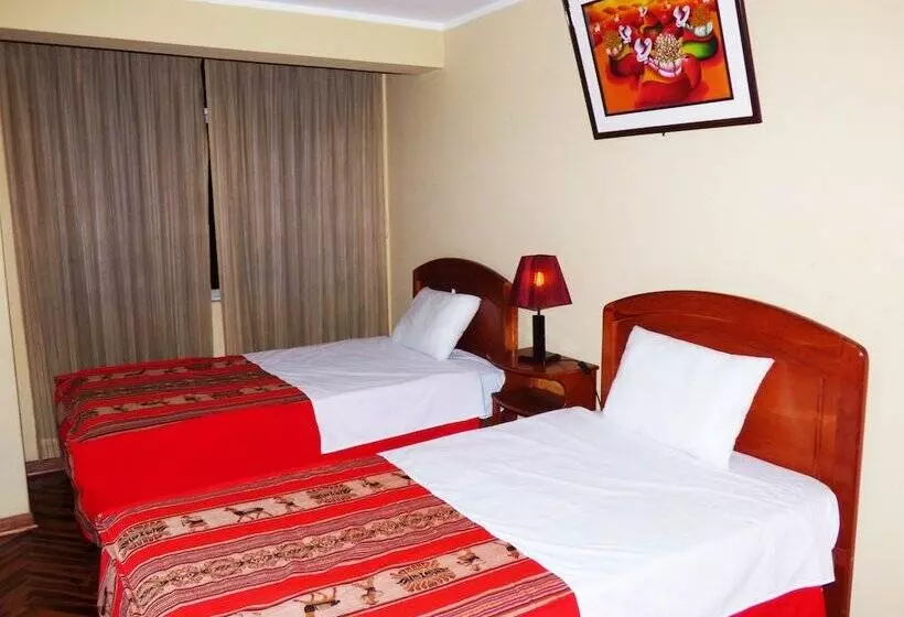 Nak Hoteles Plaza