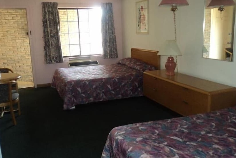 Oasis Motel By The Falls