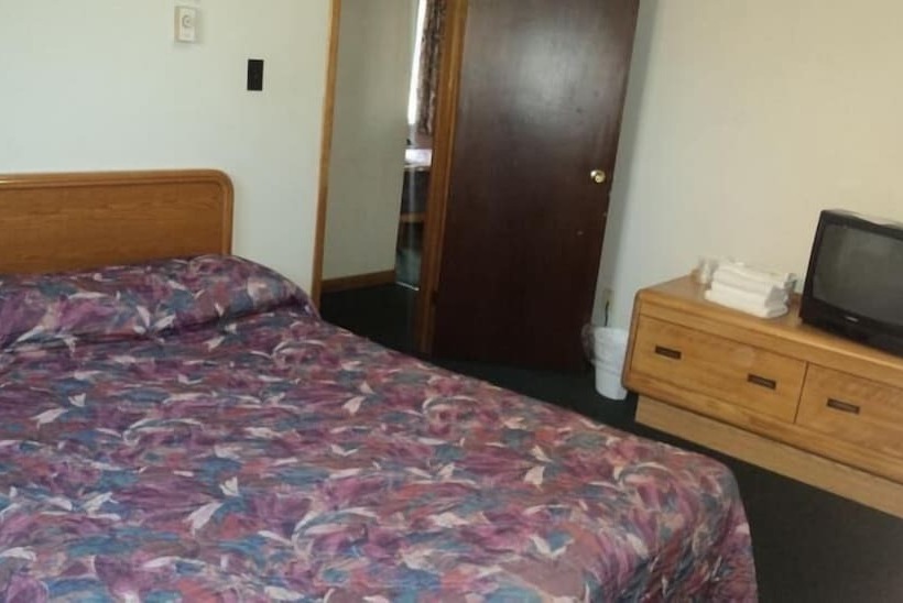 Oasis Motel By The Falls