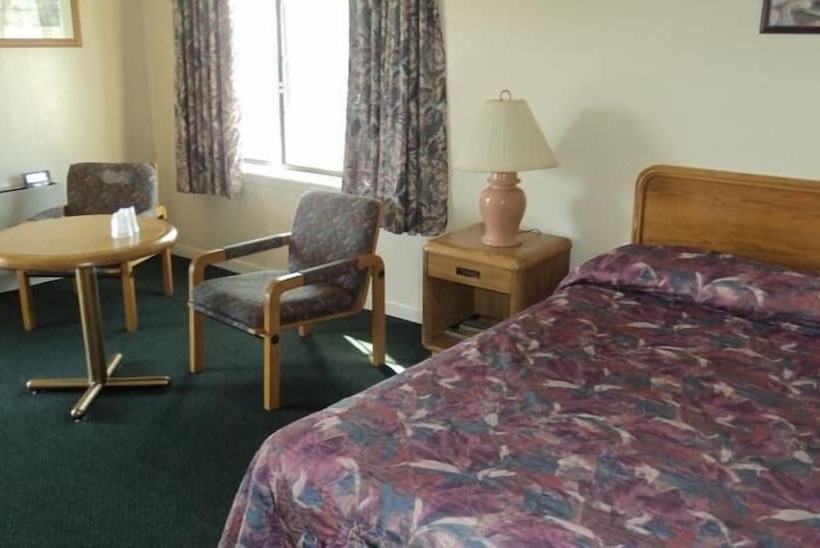 Oasis Motel By The Falls