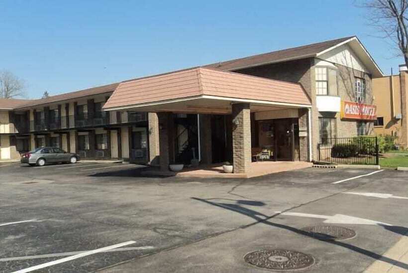 Oasis Motel By The Falls