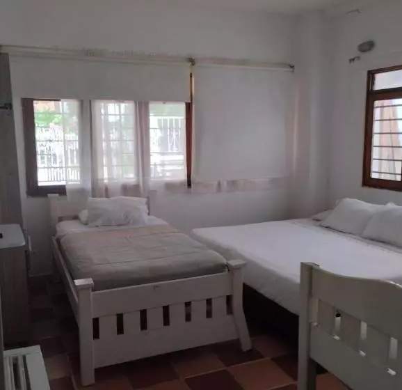 تختخواب و صبحانه Casa Crespo