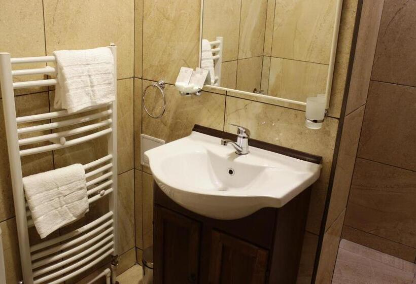 مبيت وإفطار La Livada