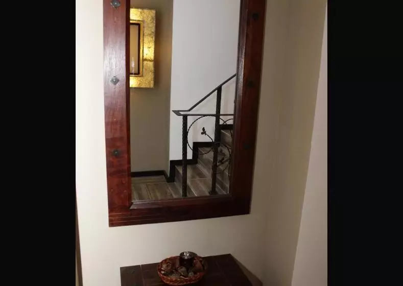 تختخواب و صبحانه La Livada