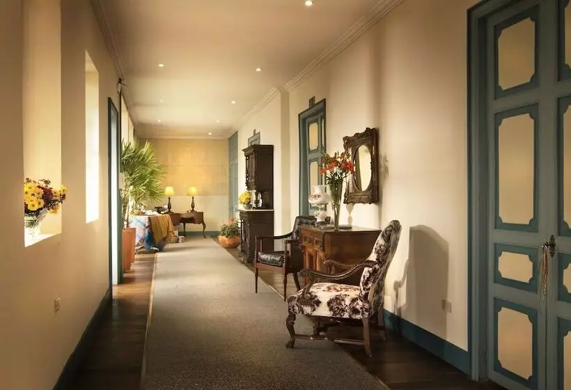 Del Parque Hotel & Suites