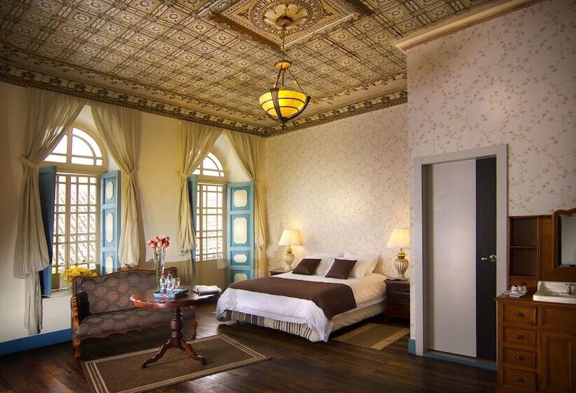 Del Parque Hotel & Suites