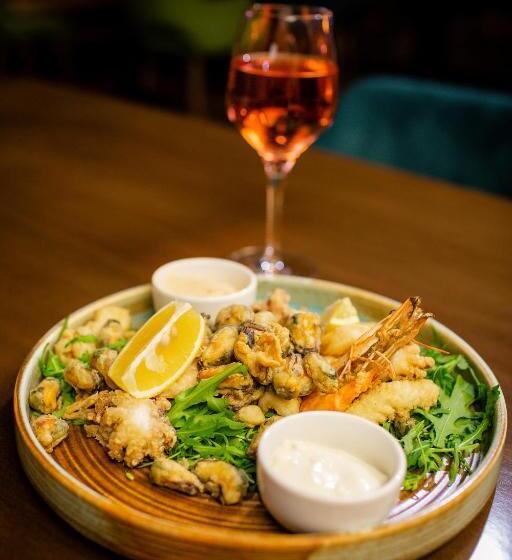 فندق Grandis Apulum