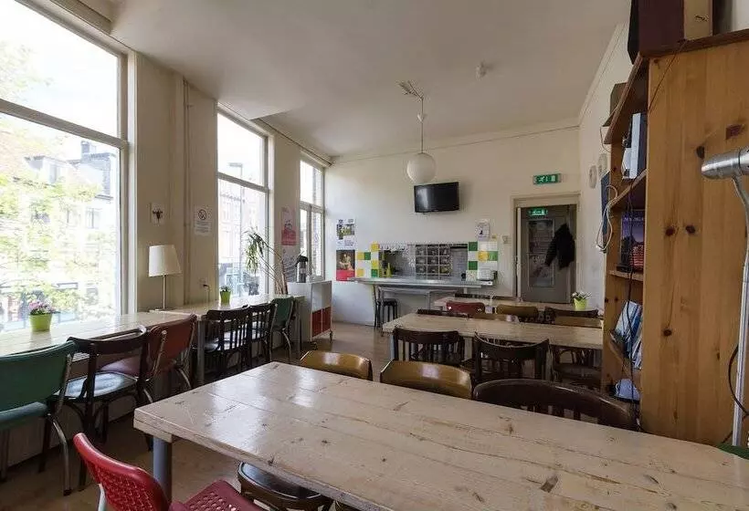 هتل Stone Hostel Utrecht