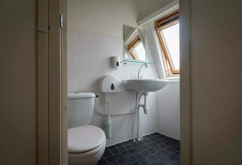 هتل Stone Hostel Utrecht