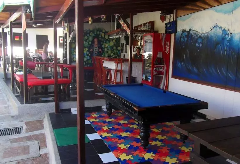 Retkeilymaja La Masia Hostal