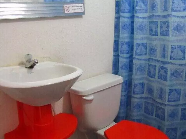 Retkeilymaja La Masia Hostal