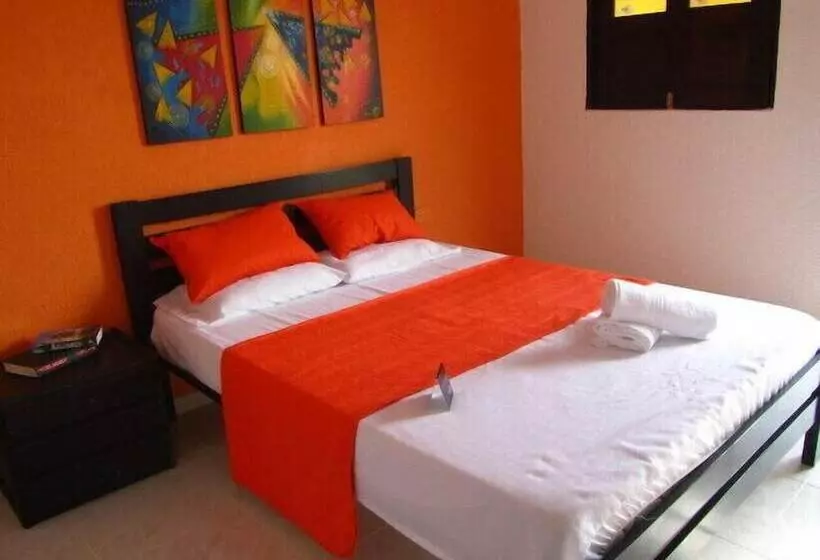 Retkeilymaja La Masia Hostal