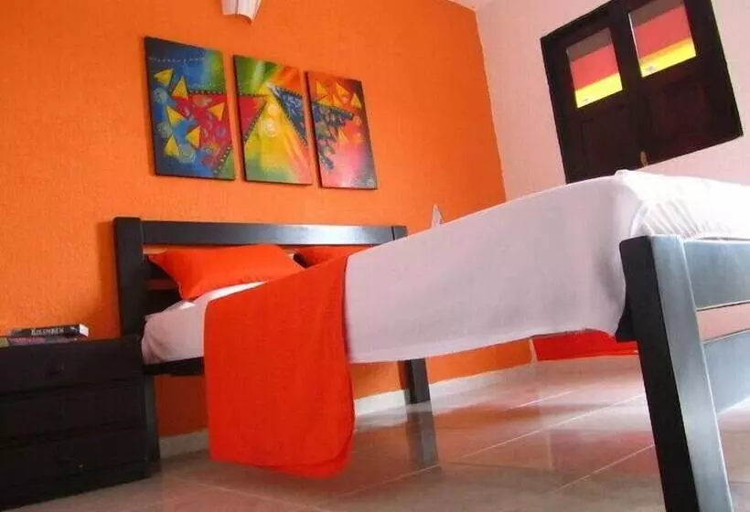 Retkeilymaja La Masia Hostal