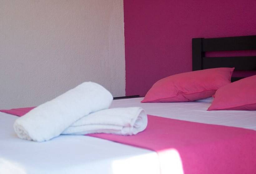 هاستل La Masia Hostal