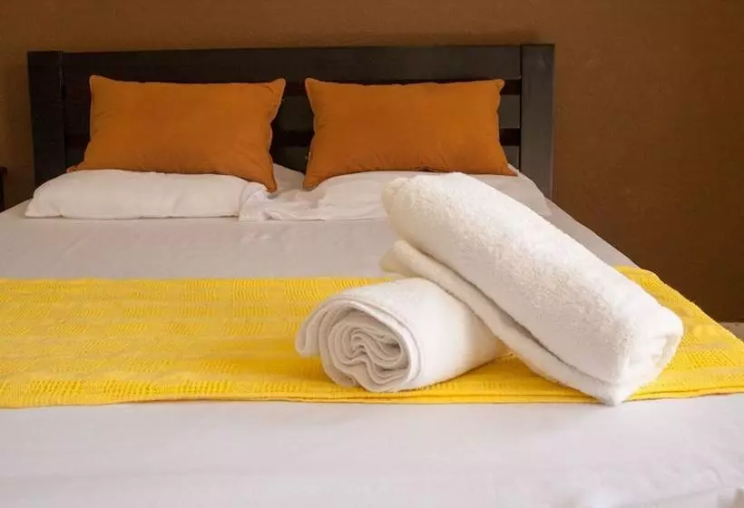 Retkeilymaja La Masia Hostal
