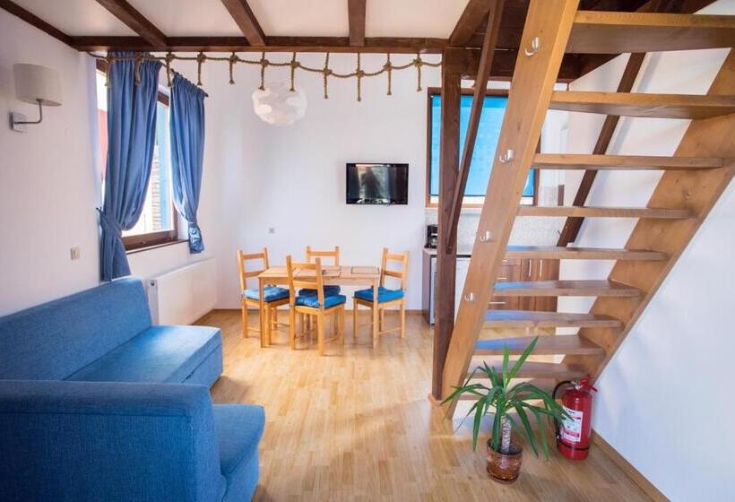 민박 Horizont Panzio