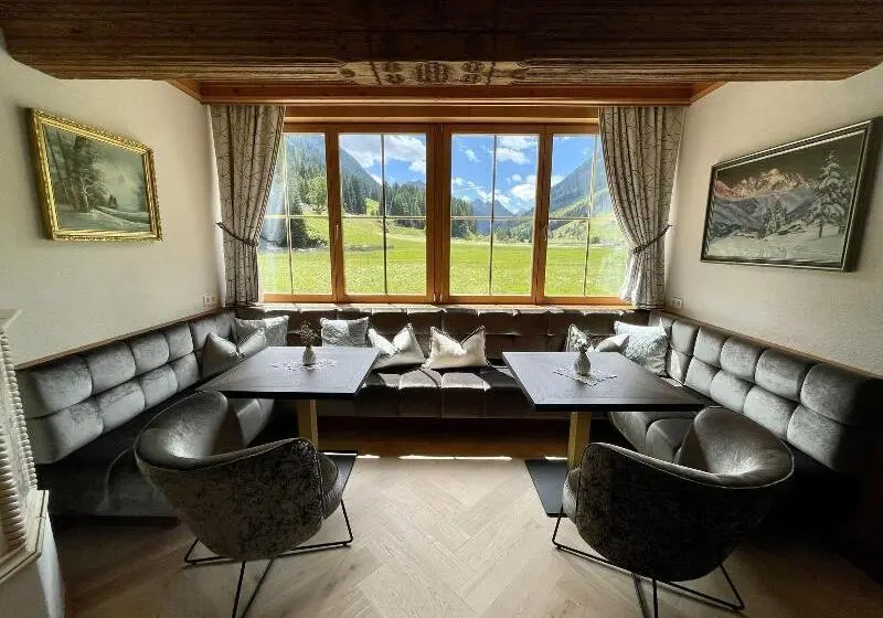 Boutique Hotel Montanara