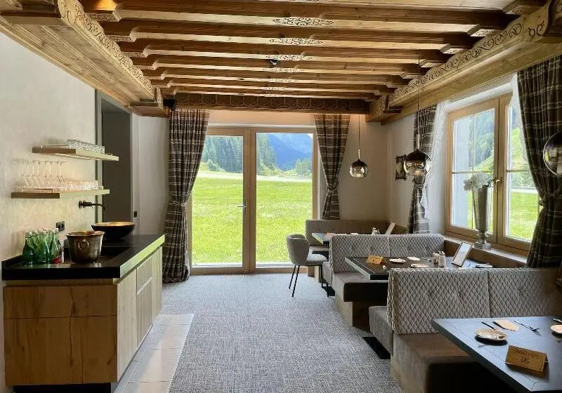 Boutique Hotel Montanara