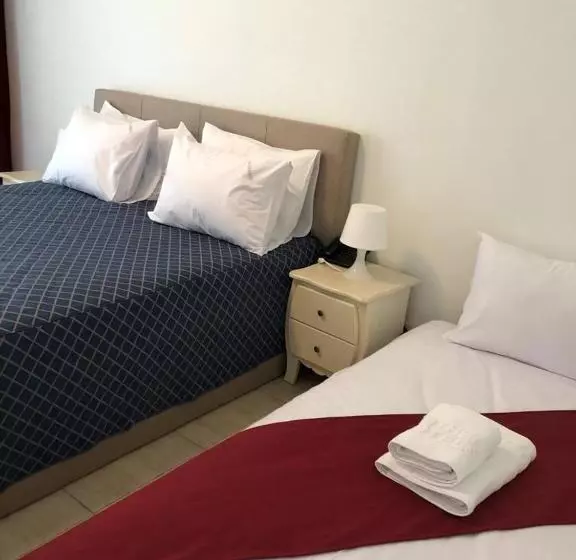 Hotel Academy
